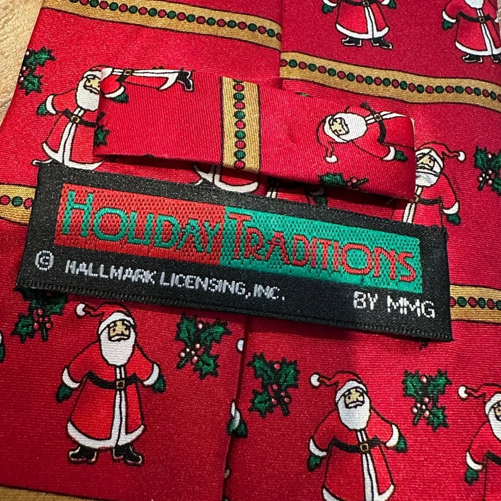 Santa 🎅🏻 Father Christmas silk tie festive and classy!‎